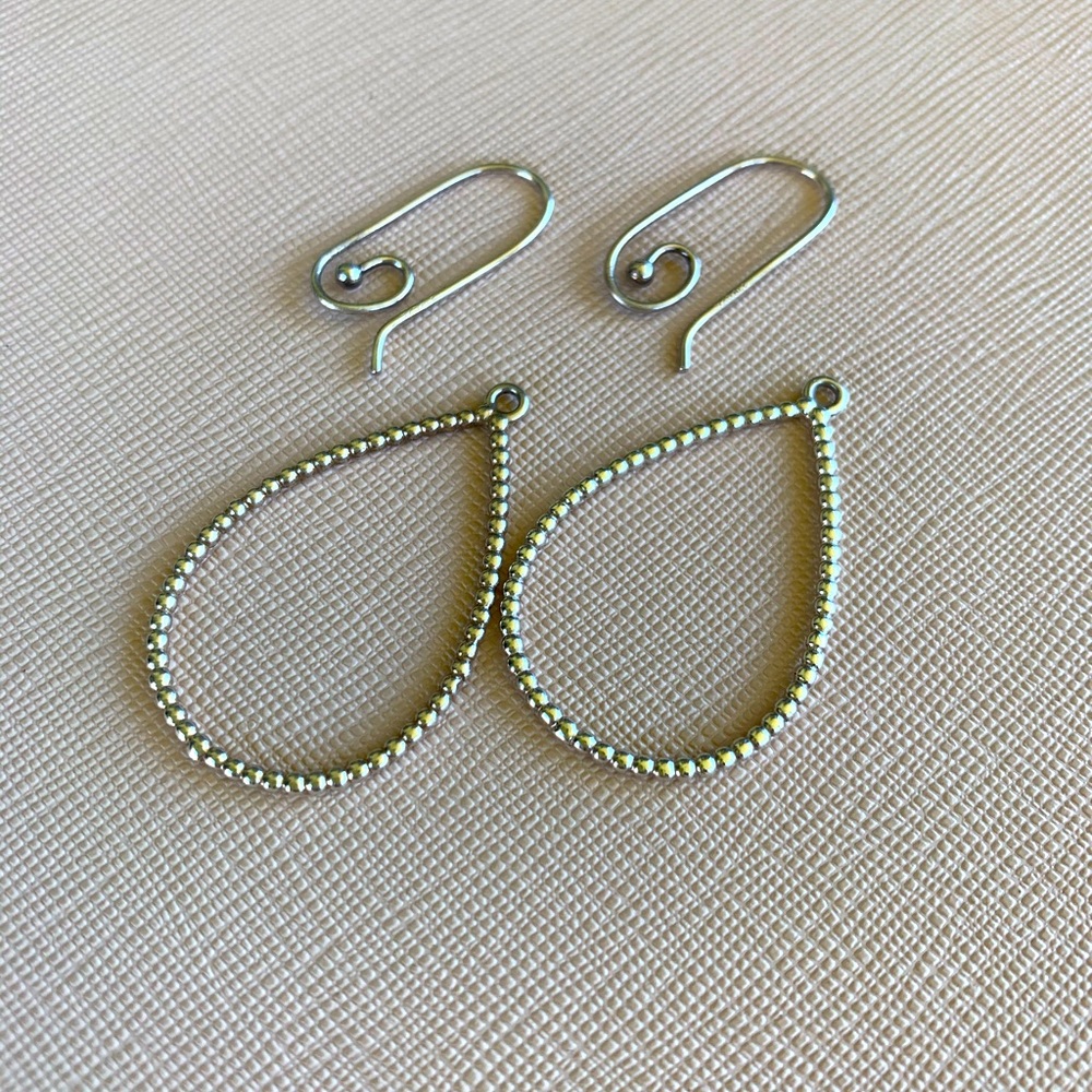 Pandora Sterling Silver Raindrops compose earrings